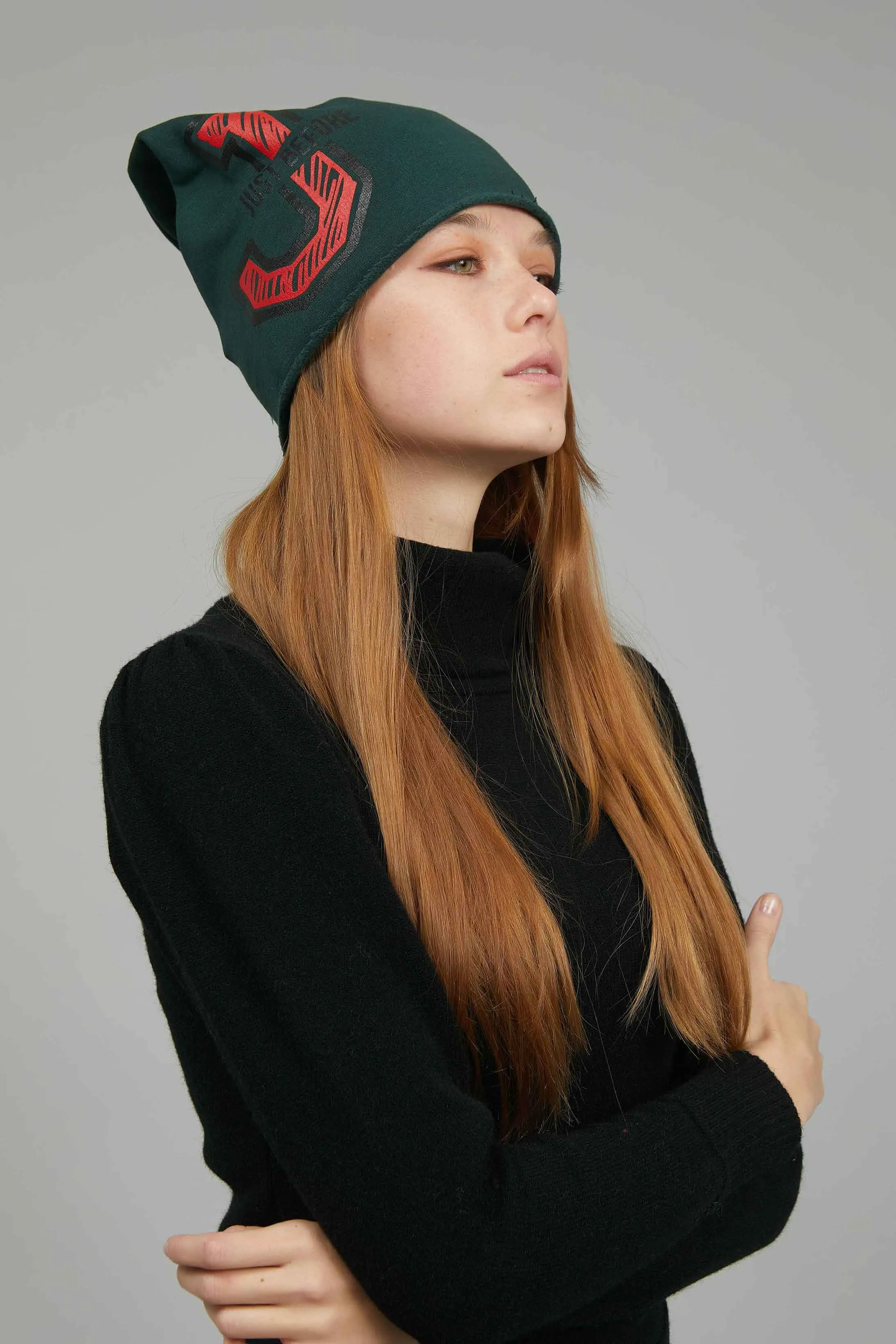 BEANIE GREEN FELPA LOGO