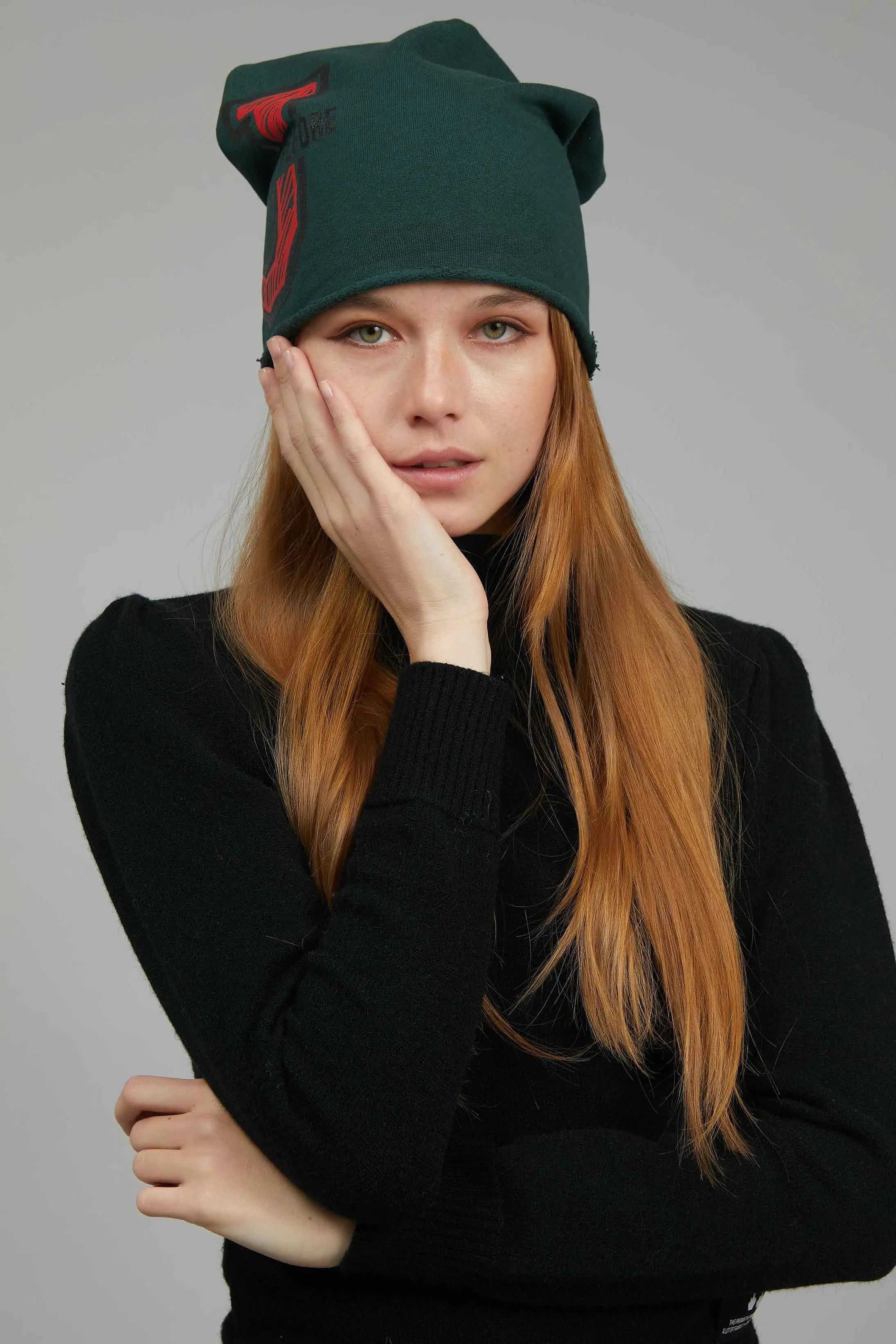 BEANIE GREEN FELPA LOGO