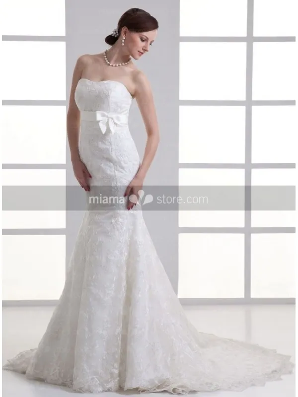 BESS - A-line Sweetheart Empire waist Chapel train Tulle Wedding dress