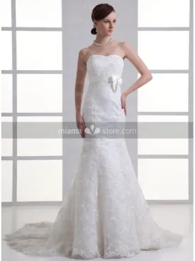 BESS - A-line Sweetheart Empire waist Chapel train Tulle Wedding dress