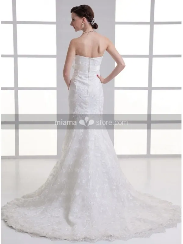 BESS - A-line Sweetheart Empire waist Chapel train Tulle Wedding dress