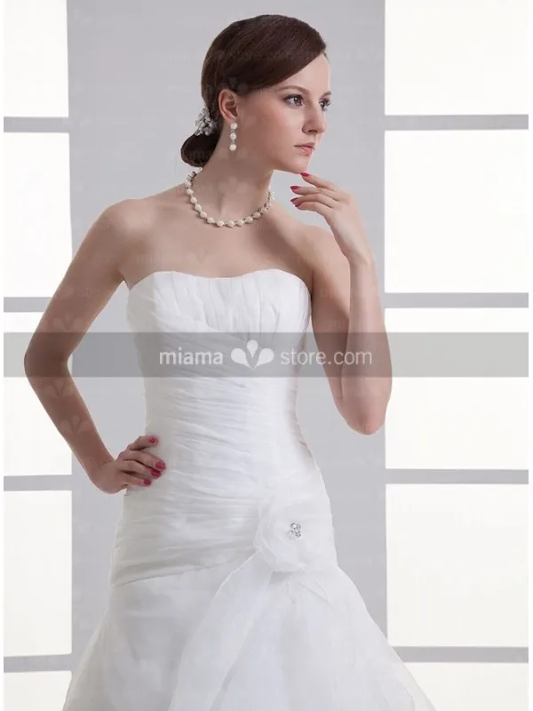 BETSY - A-line Strapless Chapel train Organza Wedding dress