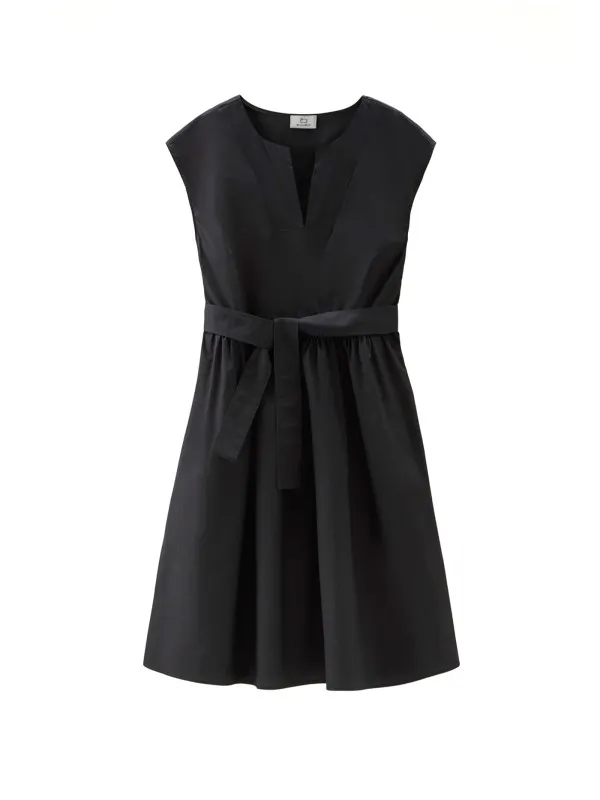 Black poplin dress with belt