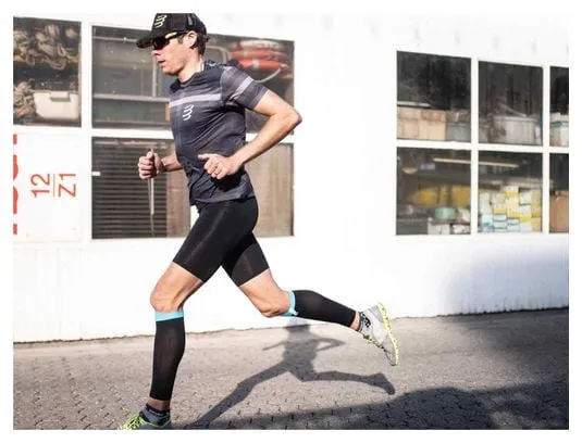 Compressport Run Under Control Pantaloncini con bretelle neri uomo