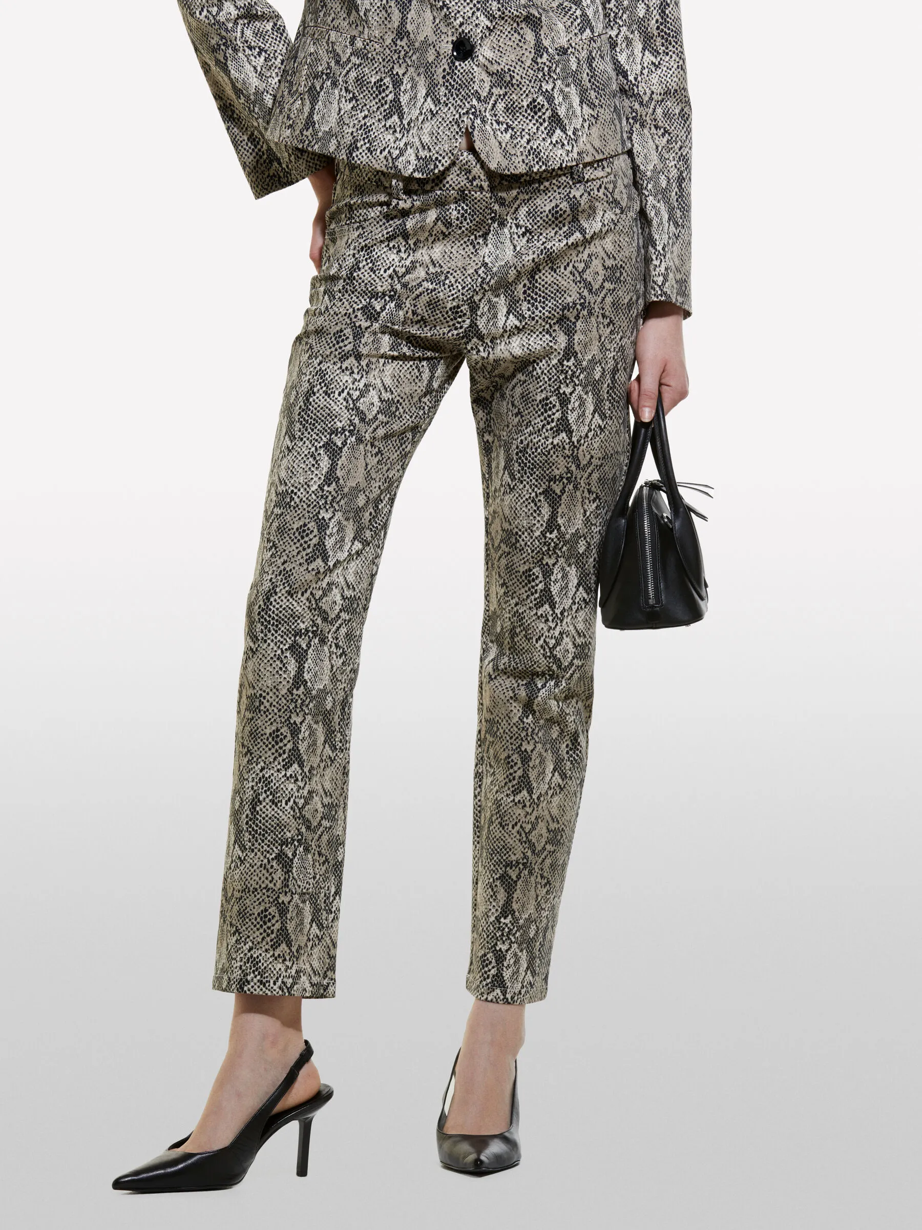 Pantaloni multicolore slim fit stampati