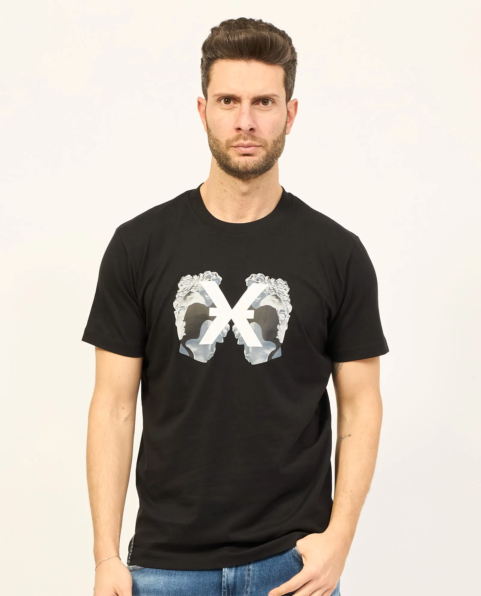 T-shirt nera Richmond X girocollo in cotone